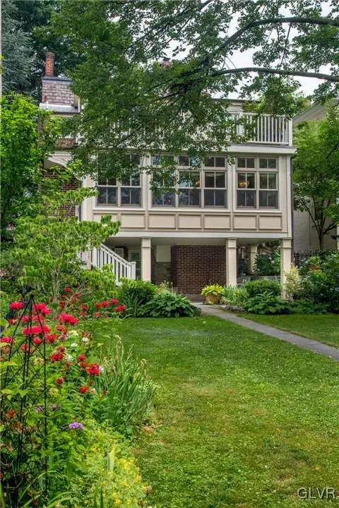 54 E Market St, Bethlehem, PA 18018 photo 6