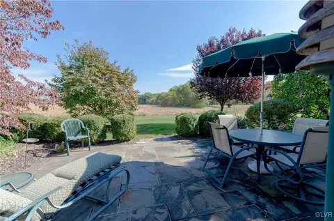 1027 Stone Stack Dr, Bethlehem, PA 18015 photo 16