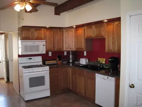 124 Grape St, Fullerton, PA 18052 photo 6