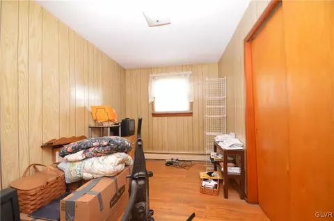 232 Broad St, Bath, PA 18014 photo 11