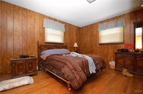 232 Broad St, Bath, PA 18014 photo 8