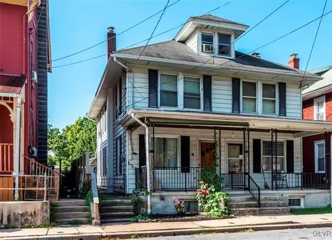 66 Cacoosing Ave, Sinking Spring, PA 19608 photo 1