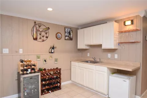 556 Round Table Dr, Nazareth, PA 18064 photo 22
