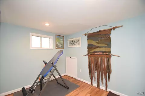 556 Round Table Dr, Nazareth, PA 18064 photo 23
