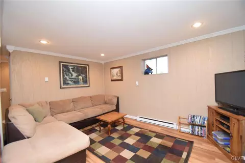 556 Round Table Dr, Nazareth, PA 18064 photo 18