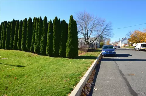 413 E Wall St, Bethlehem, PA 18018 photo 20