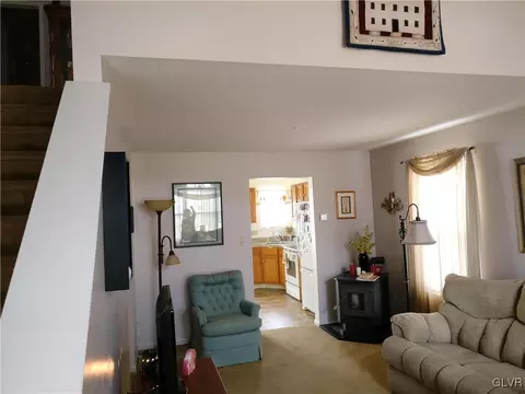 2242 Juniper Dr, Coplay, PA 18037 photo 8