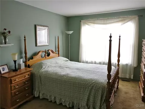 2242 Juniper Dr, Coplay, PA 18037 photo 14