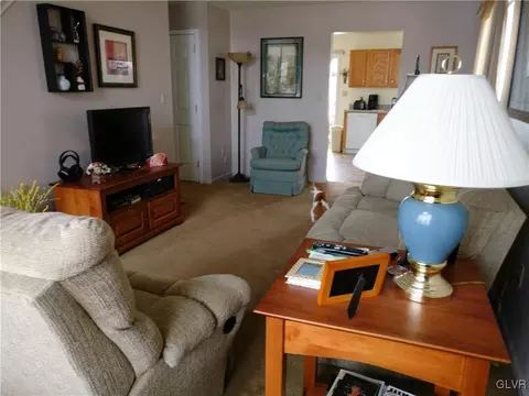 2242 Juniper Dr, Coplay, PA 18037 photo 7