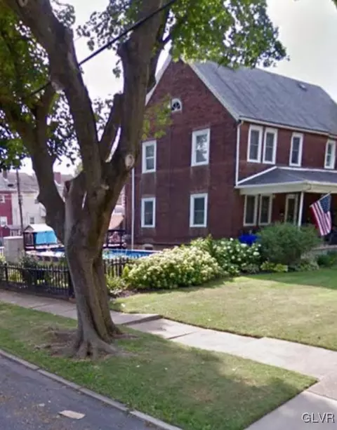 794 Washington Ave, Bethlehem, PA 18017 photo 2