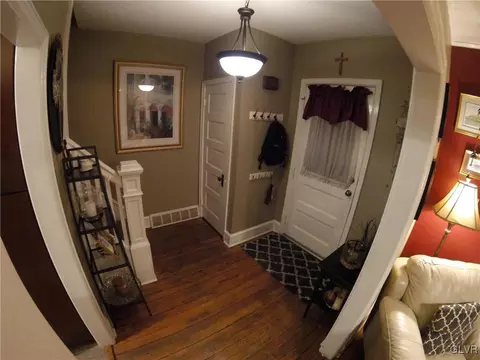 794 Washington Ave, Bethlehem, PA 18017 photo 4