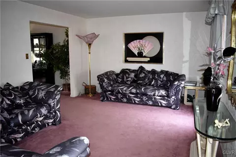 1748 Crowder Ave, Reading, PA 19607 photo 9