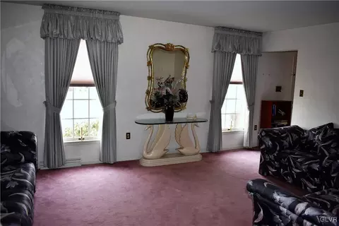 1748 Crowder Ave, Reading, PA 19607 photo 8