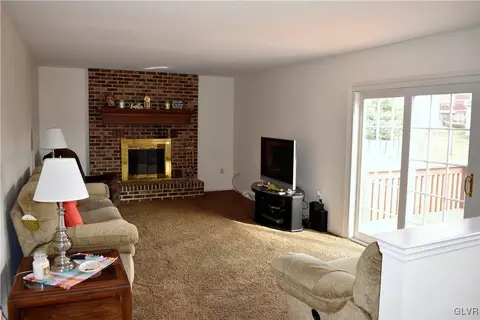 1748 Crowder Ave, Reading, PA 19607 photo 2