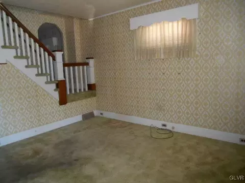 327 E Union Blvd St, Bethlehem, PA 18018 photo 5