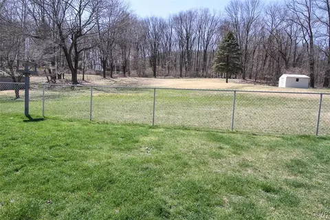 516 Spring Valley Rd, Reading, PA 19604 photo 20