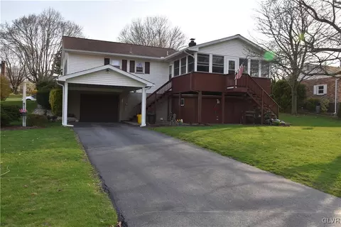 250 E 2nd St, Wind Gap, PA 18091 photo 16