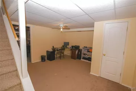 512 Old Forge Dr, Bath, PA 18014 photo 22