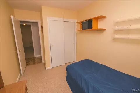 512 Old Forge Dr, Bath, PA 18014 photo 20