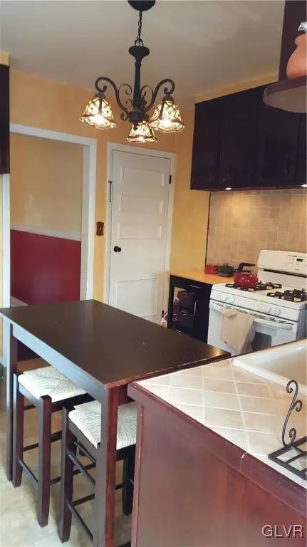 727 Spring St, Bethlehem, PA 18018 photo 19