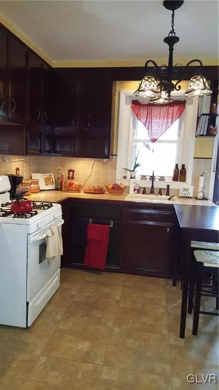 727 Spring St, Bethlehem, PA 18018 photo 5