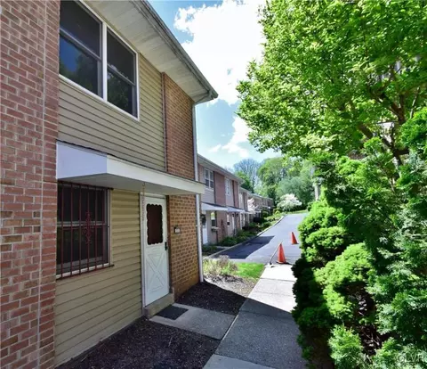 331 Spring St, Bethlehem, PA 18018 photo 1