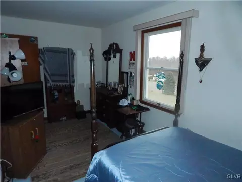 2447 Fox Rd, Bath, PA 18014 photo 26