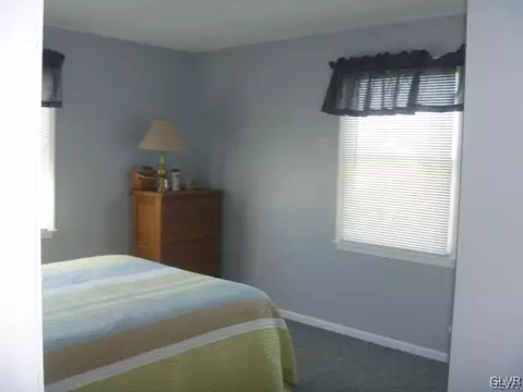 523 Easter Ter, Bath, PA 18014 photo 8
