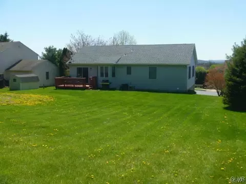 523 Easter Ter, Bath, PA 18014 photo 19