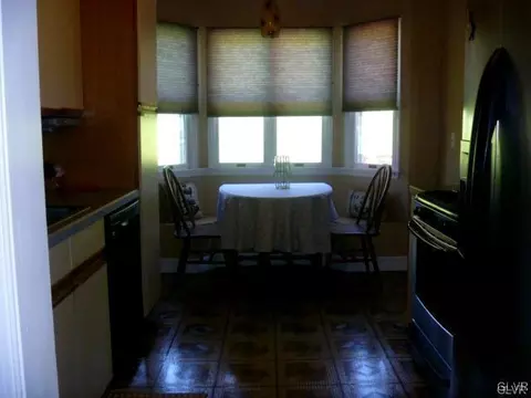 523 Easter Ter, Bath, PA 18014 photo 5