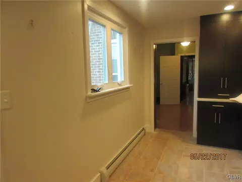 231 E Goepp St, Bethlehem, PA 18018 photo 5