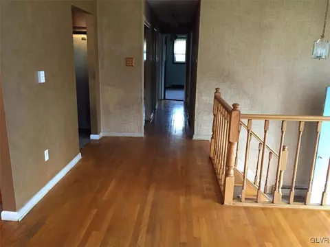 6715 Apache Ln, Bethlehem, PA 18017 photo 6
