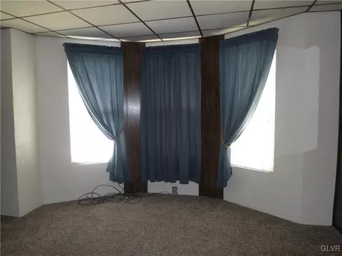 511 E Main St, Bath, PA 18014 photo 11