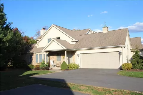 1015 Stone Stack Dr, Bethlehem, PA 18015 photo 1