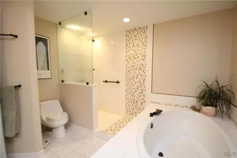1015 Stone Stack Dr, Bethlehem, PA 18015 photo 22