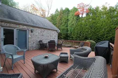 1015 Stone Stack Dr, Bethlehem, PA 18015 photo 32