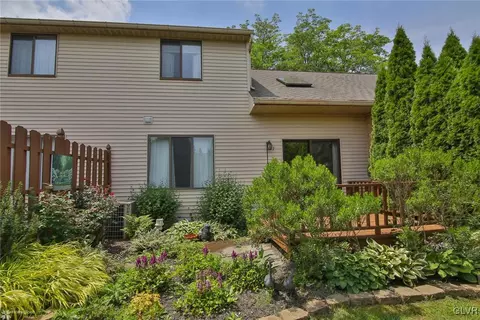 2880 Greenleaf Ct, Bethlehem, PA 18017 photo 15