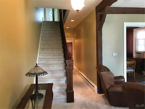 263 E Main St, Bath, PA 18014 photo 2
