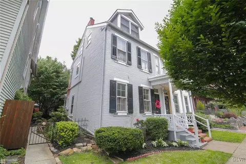 127 E Wall St, Bethlehem, PA 18018 photo 2