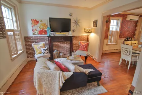 127 E Wall St, Bethlehem, PA 18018 photo 8