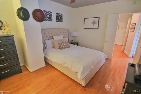 127 E Wall St, Bethlehem, PA 18018 photo 18
