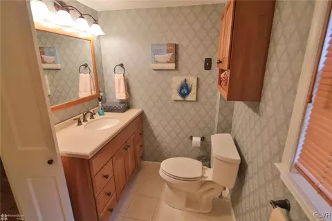 127 E Wall St, Bethlehem, PA 18018 photo 20