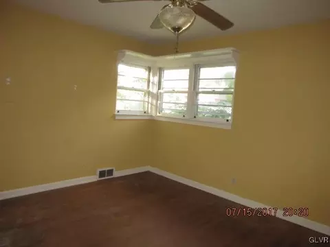 45 E Washington Ave, Bethlehem, PA 18018 photo 11