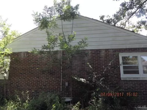 45 E Washington Ave, Bethlehem, PA 18018 photo 4