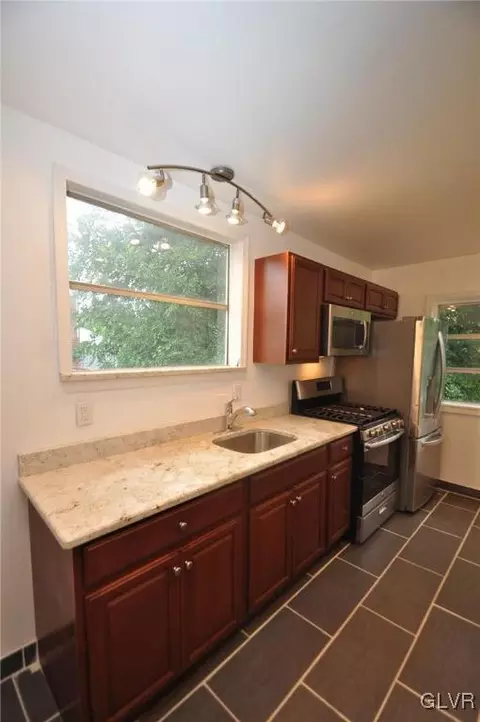 7807 Parkview Rd, Other Pa Counties, PA 19082 photo 6