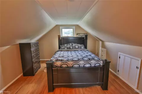 501 E Saucon St, Hellertown, PA 18055 photo 14