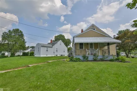 501 E Saucon St, Hellertown, PA 18055 photo 27