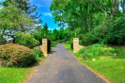 8495 Sickle Rd, Bath, PA 18014 photo 20