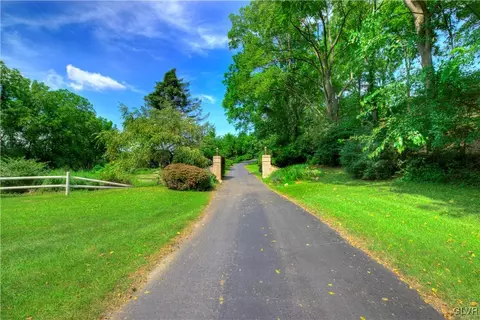 8495 Sickle Rd, Bath, PA 18014 photo 19