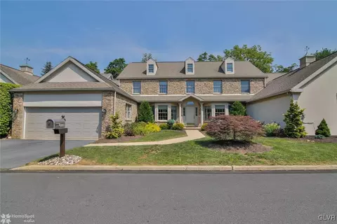 1011 Stone Stack Dr, Bethlehem, PA 18015 photo 1